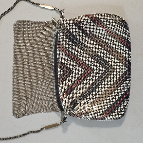 VINTAGE ESQUIRE MESH PURSE BAG WITH METAL CHAIN STRAP - Picture 4 of 7